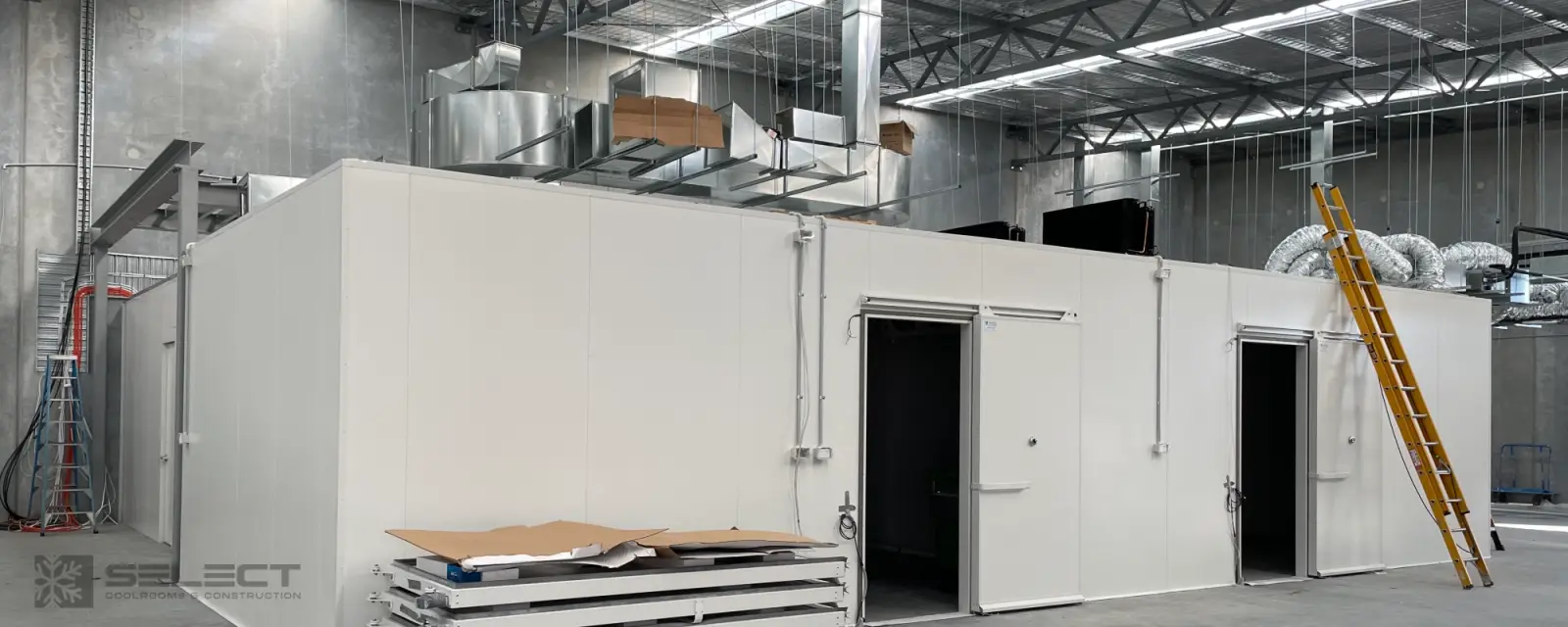 Hygienic clean room panel construction for controlled environments